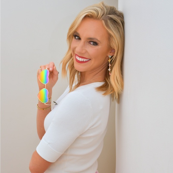 Meet your Posher, Amanda lydia - Picture 1 of 1